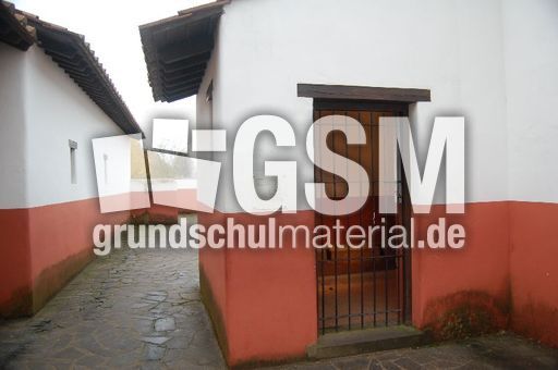 Xanten - Herberge - Latrine 2.JPG